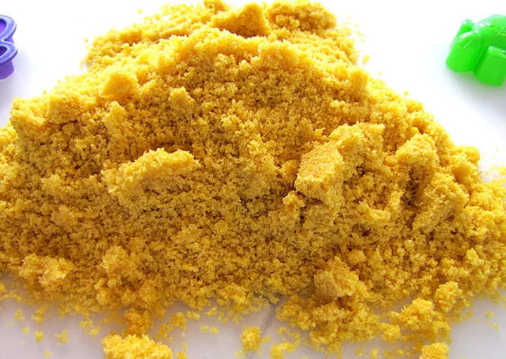 how-to-make-edible-moon-sand