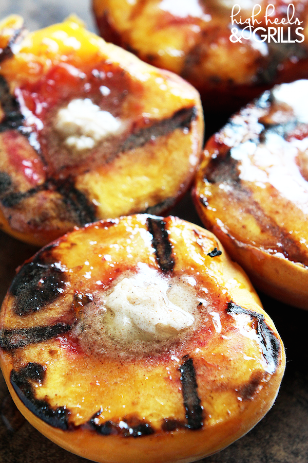 Cinnamon-Sugar-Grilled-Peaches-4